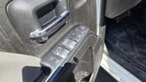 Thumbnail of 2019 Summit White GMC Sierra 2500