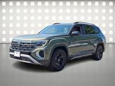 Thumbnail of 2025 Avocado Green Pearl Volkswagen Atlas