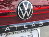 Thumbnail of 2025 Avocado Green Pearl Volkswagen Atlas