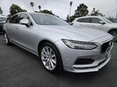 Photo of 2018 Bright Silver Metallic Volvo S90