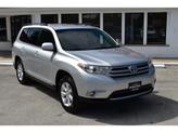 Thumbnail of 2013 Classic Silver Metallic Toyota Highlander