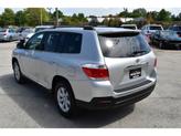 Thumbnail of 2013 Classic Silver Metallic Toyota Highlander