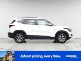 Thumbnail of 2021 White Kia Seltos