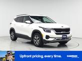 Photo of 2021 White Kia Seltos