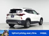 Thumbnail of 2021 White Kia Seltos