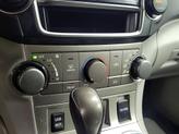 Thumbnail of 2013 Black Toyota Highlander