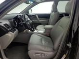 Thumbnail of 2013 Black Toyota Highlander