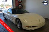 Photo of 2003 Speedway White Chevrolet Corvette