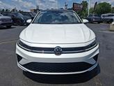 Thumbnail of 2025 Opal White Pearl Effect Volkswagen Jetta
