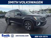 Photo of 2025 Deep Black Pearl Effect Volkswagen Atlas
