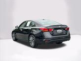 Thumbnail of 2023 Super Black Clearcoat Nissan Altima