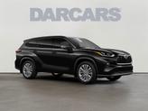 Thumbnail of 2025 Midnight Black Metallic Toyota Highlander