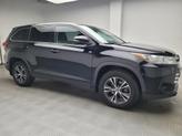 Thumbnail of 2019 Midnight Black Metallic Toyota Highlander