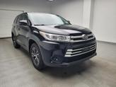 Thumbnail of 2019 Midnight Black Metallic Toyota Highlander