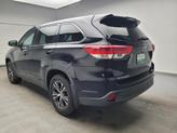 Thumbnail of 2019 Midnight Black Metallic Toyota Highlander