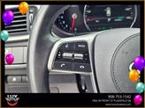 Thumbnail of 2019 White Kia Sorento
