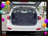 Thumbnail of 2019 White Kia Sorento