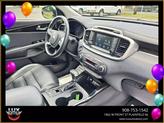 Thumbnail of 2019 White Kia Sorento