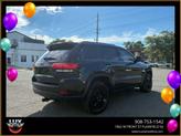 Thumbnail of 2018 Diamond Black Crystal Pearlcoat Jeep Grand Cherokee