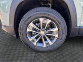 Thumbnail of 2026 Green Chevrolet Equinox