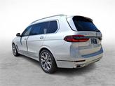 Thumbnail of 2026 Mineral White Metallic BMW X7