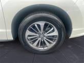 Thumbnail of 2017 White Diamond Pearl Acura RDX