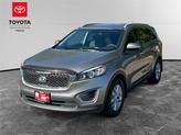 Thumbnail of 2017 Titanium Silver Kia Sorento