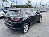Thumbnail of 2019 Diamond Black Crystal Pearlcoat Jeep Compass