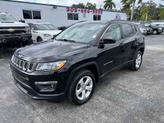 Thumbnail of 2019 Diamond Black Crystal Pearlcoat Jeep Compass