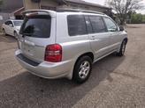 Thumbnail of 2002 Millennium Silver Metallic Toyota Highlander