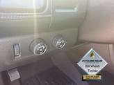 Thumbnail of 2016 Bronze Alloy Metallic GMC Canyon
