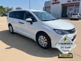 Photo of 2020 Bright White Clearcoat Chrysler Voyager