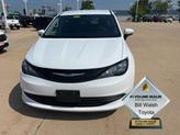 Thumbnail of 2020 Bright White Clearcoat Chrysler Voyager