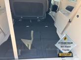 Thumbnail of 2020 Bright White Clearcoat Chrysler Voyager