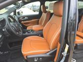 Thumbnail of 2025 Diamond Black Crystal Pearlcoat Chrysler Pacifica
