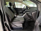 Thumbnail of 2016 White Platinum Metallic Tri-Coat Ford Escape