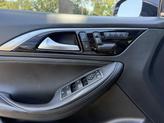 Thumbnail of 2019 Pearlescent Black INFINITI QX30