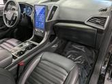 Thumbnail of 2022 Agate Black Metallic Ford Edge