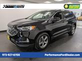 Photo of 2022 Agate Black Metallic Ford Edge