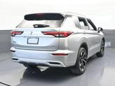 Thumbnail of 2022 Silver Mitsubishi Outlander