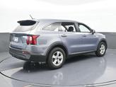 Thumbnail of 2022 Everlasting Silver Kia Sorento