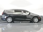 Thumbnail of 2021 Brilliant Black Crystal Pearlcoat Chrysler Pacifica