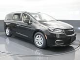 Thumbnail of 2021 Brilliant Black Crystal Pearlcoat Chrysler Pacifica