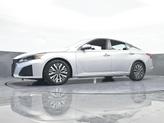 Thumbnail of 2023 Brilliant Silver Metallic Nissan Altima
