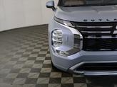 Thumbnail of 2025 Moonstone Gray Metallic/Black Roof Mitsubishi Outlander