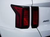 Thumbnail of 2022 Glacial White Pearl Kia Sorento