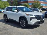 Thumbnail of 2026 Everest White P Nissan Rogue