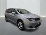 Thumbnail of 2018 Gray Chrysler Pacifica