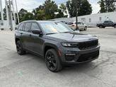 Thumbnail of 2025 Baltic Gray Metallic Clearcoat Jeep Grand Cherokee