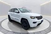 Photo of 2018 Bright White Clearcoat Jeep Grand Cherokee